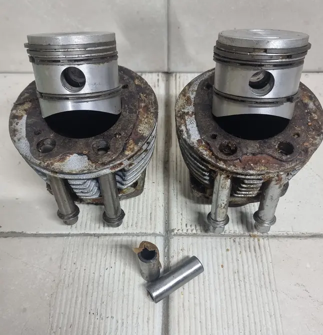 Cylinders pistons rings M61, M62, M63, M66, M67, IMZ, 8.101, 8.103, 8.123, URAL — Photo 1
