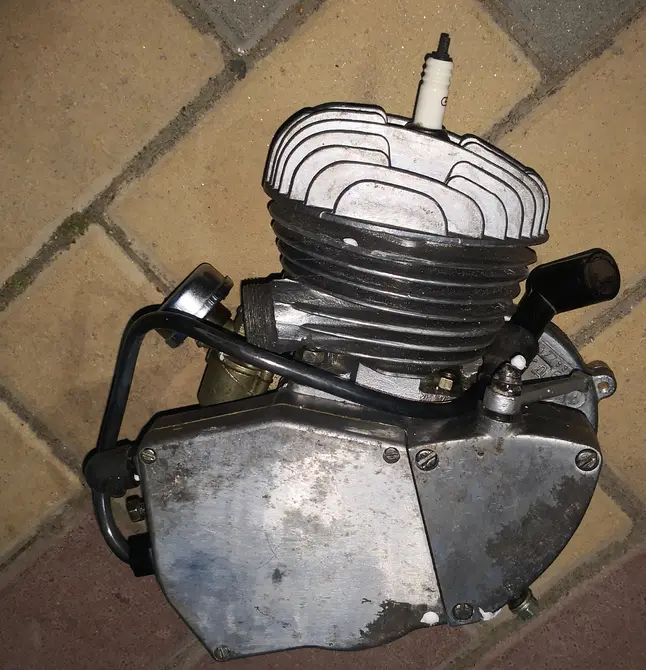 Engine Motor Red October D5 , D6, D8 — Photo 1