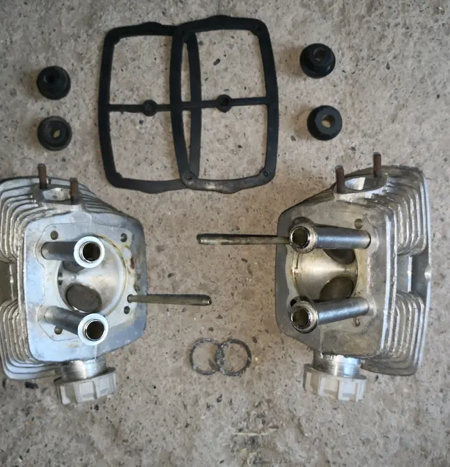 Set heads for cylinders, gaskets, nuts Dnepr, MT, MW650, K650