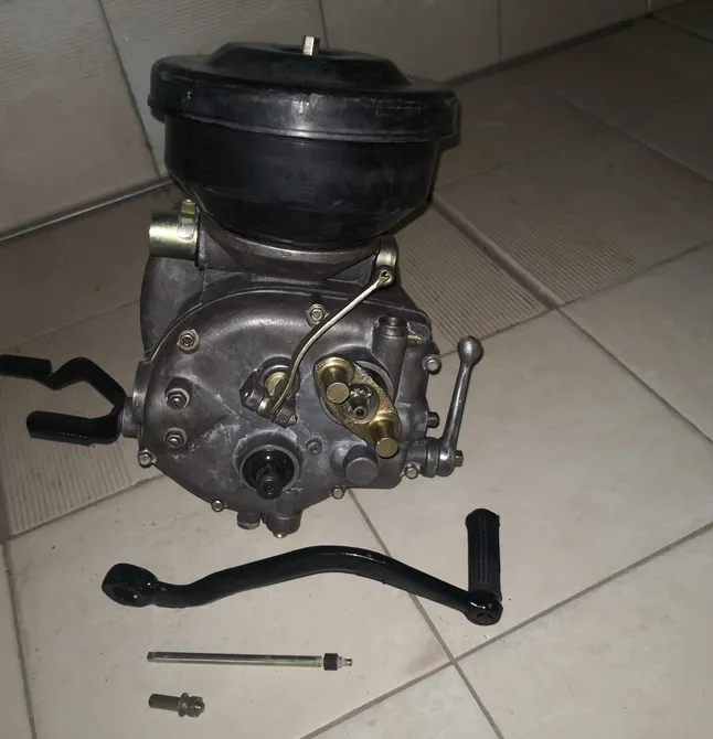 Gearbox (with reverse gear) URAL, M61, M62, M63, M66, M67, K750, MW750, M72. — Photo 2