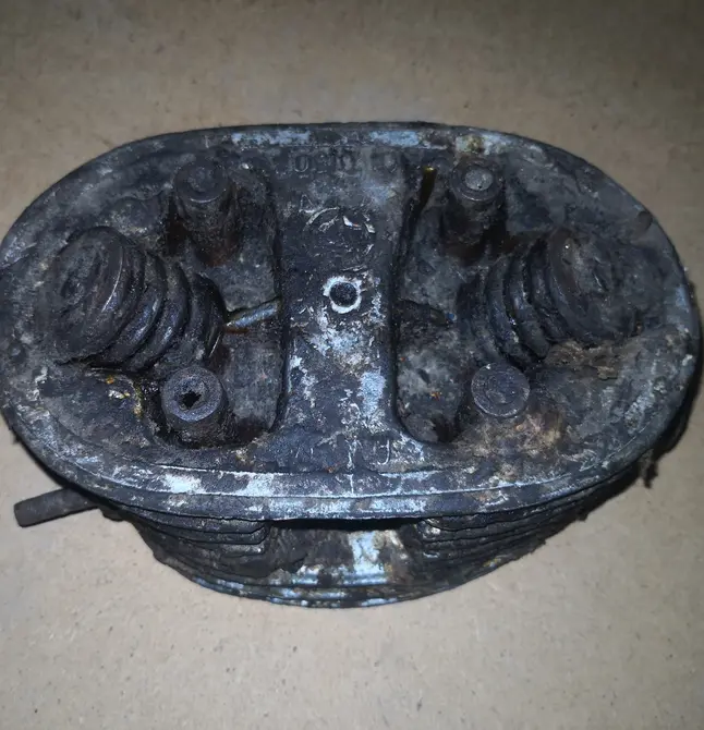 Head Cylinder left M61, M62, M63, M66, M67, IMZ, 8.101, 8.103, 8.123, URAL — Photo 1
