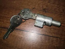 Steering gear